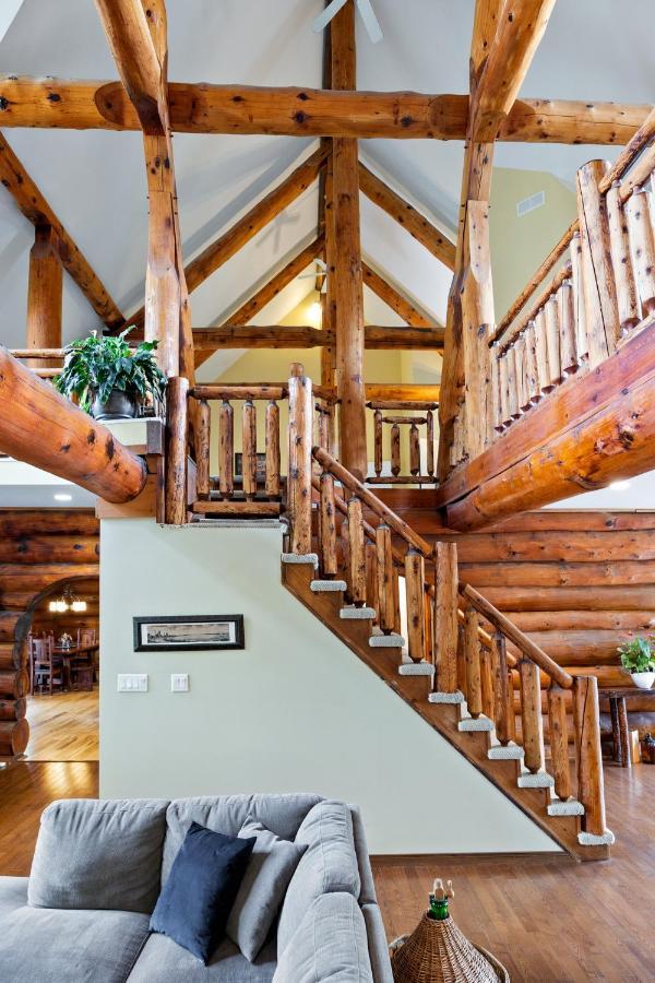 The Lodge At Lakeshore Belle River Экстерьер фото